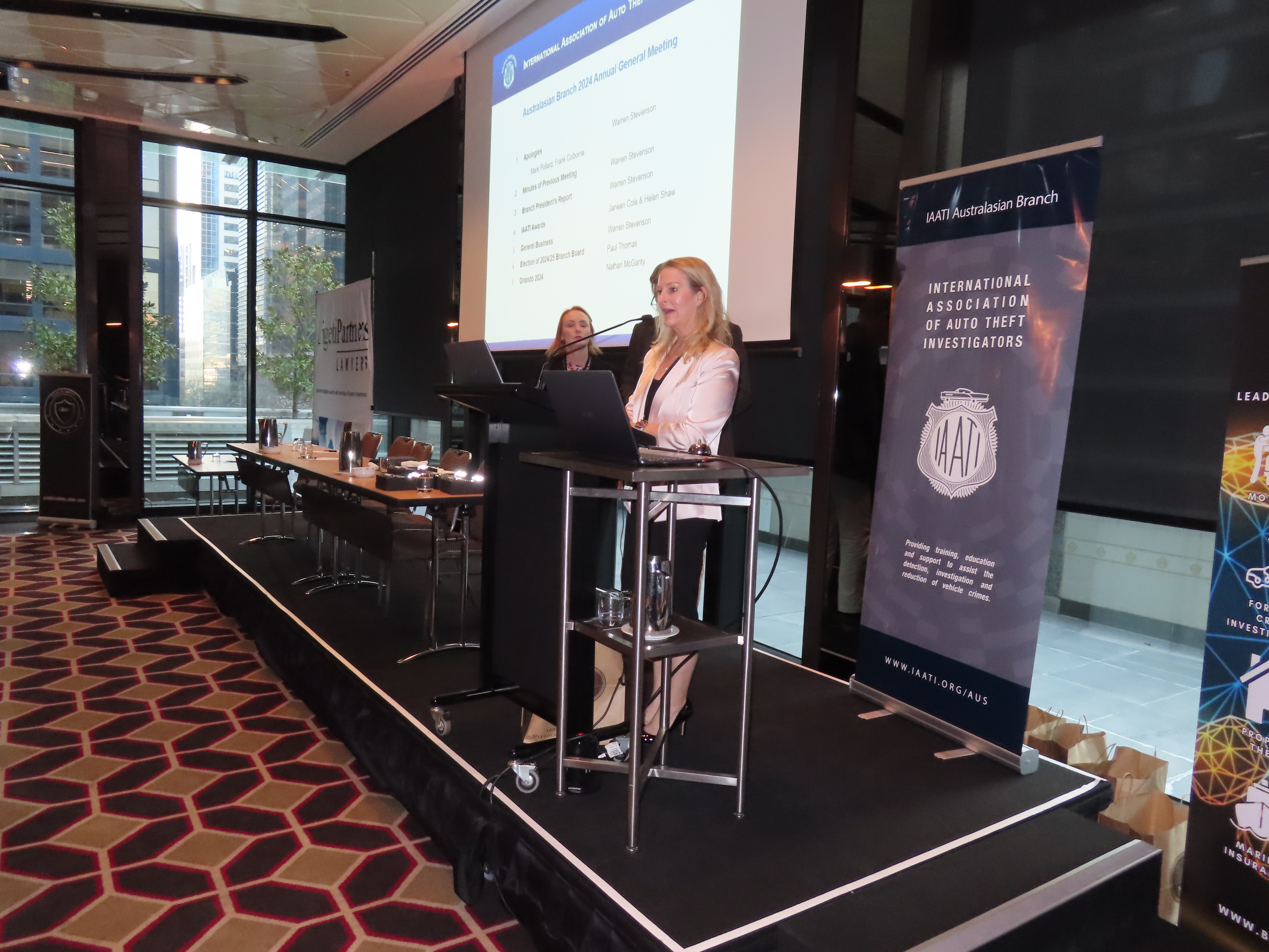 Australasian Branch Board members Helen Shaw (L) and Janeen Cole announcing the award winners.