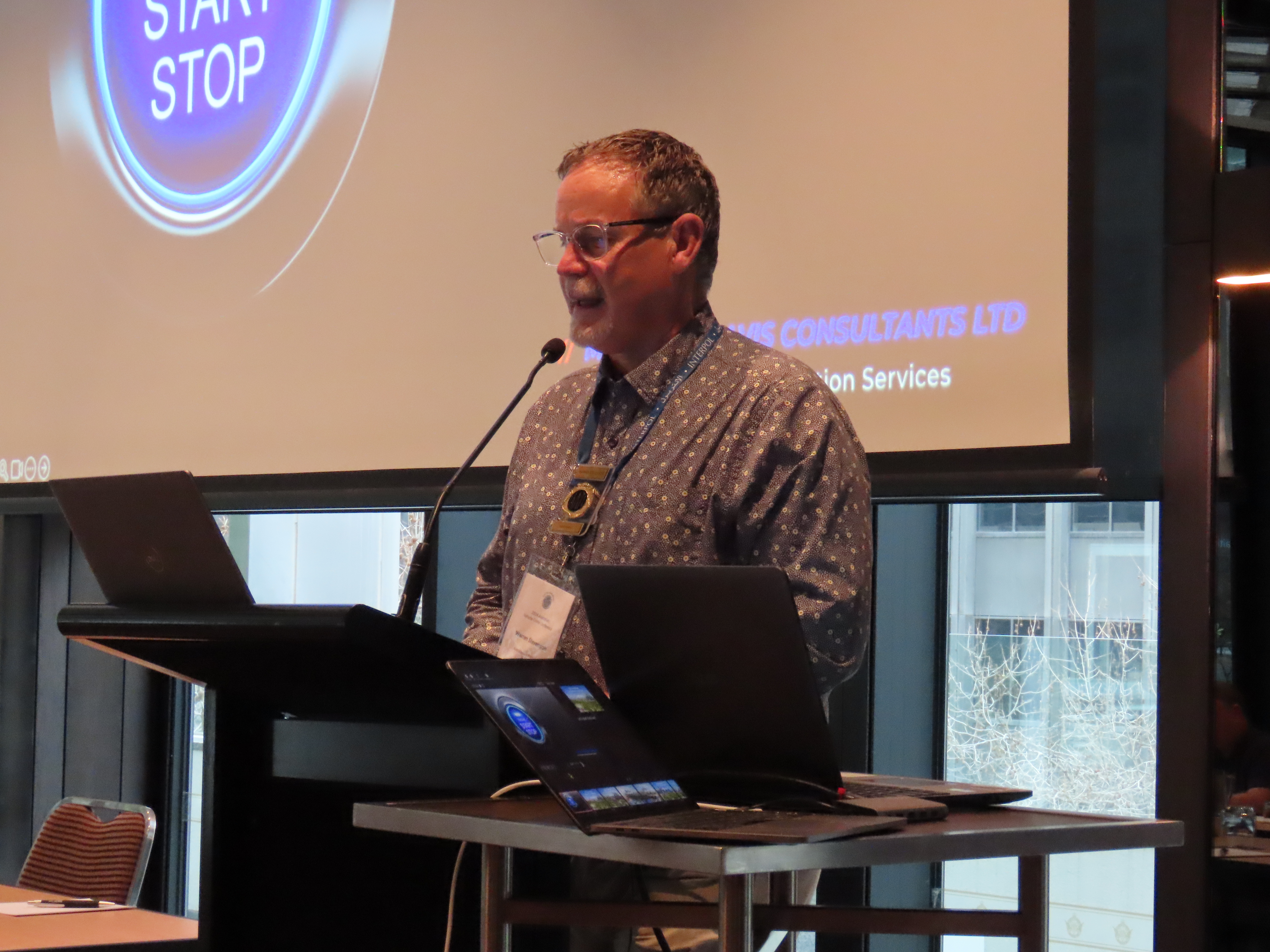 Warren Stevenson, Australasian Branch President, welcoming delegates Day 1