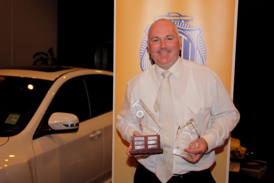 2010 Member of the Year winner, Det. Sen. Const. Brett Florence, Victoria Police. (right)
